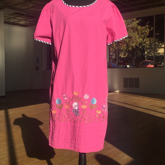 Pink embroidered vintage chemise - Picture 4 of 5